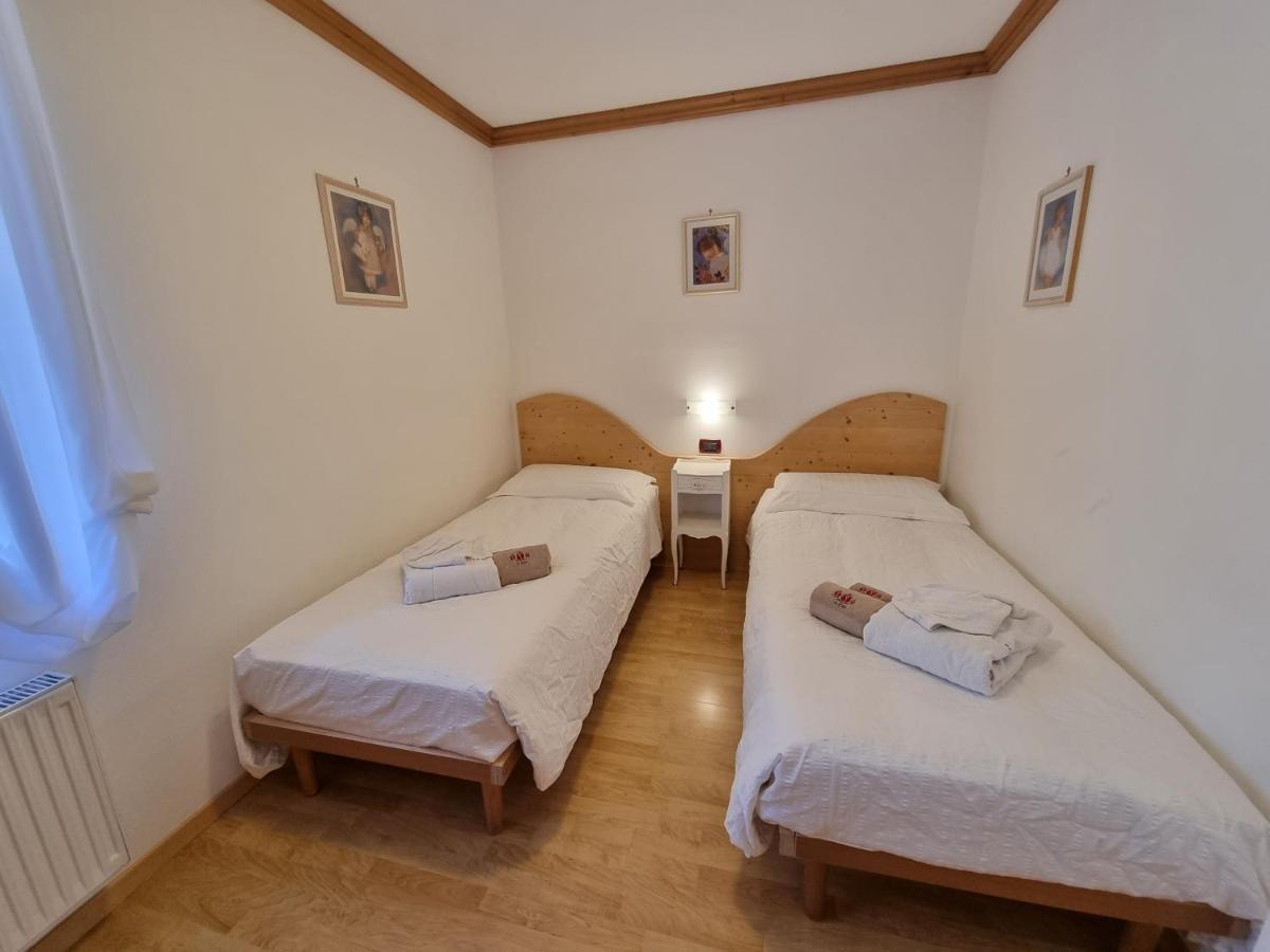 Residence Le Rose 博萨迪法萨 外观 照片